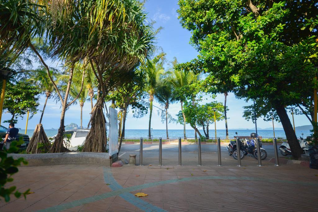 Irest Ao Nang Seafront Exterior foto