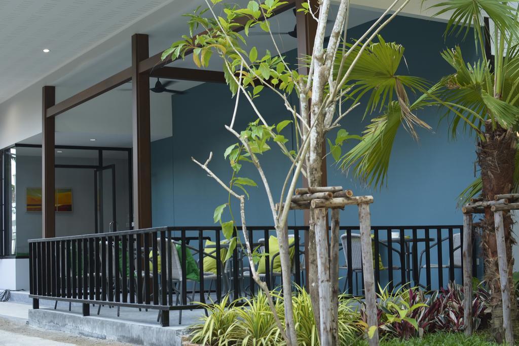 Irest Ao Nang Seafront Exterior foto