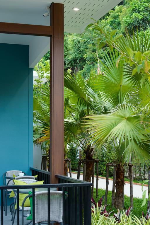 Irest Ao Nang Seafront Exterior foto
