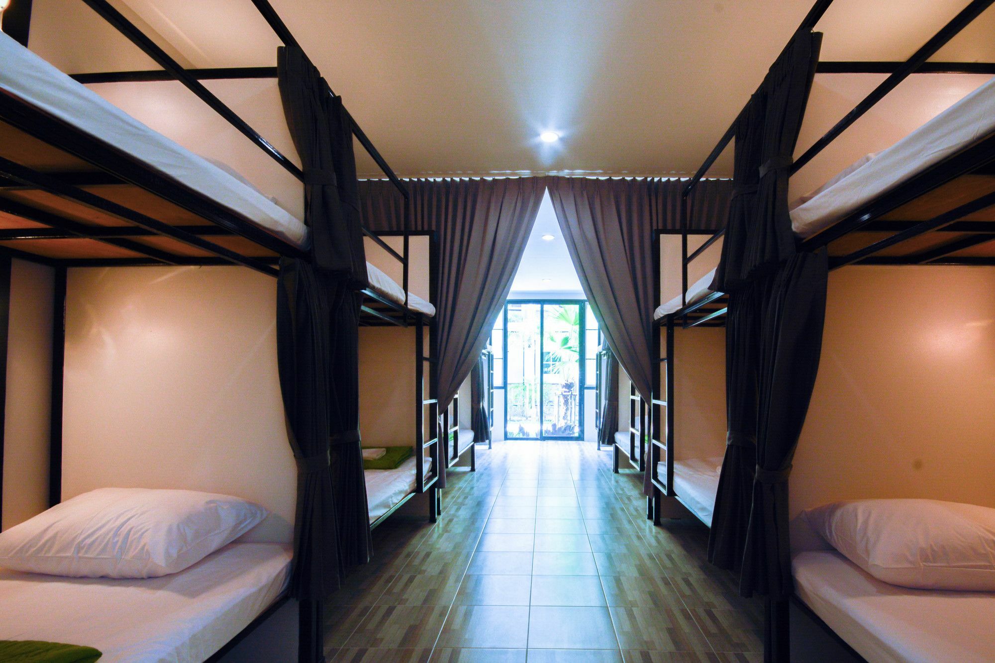 Irest Ao Nang Seafront Exterior foto